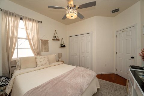 House in Orlando, Florida 4 bedrooms, 227.05 sq.m. № 1905832 - photo 27