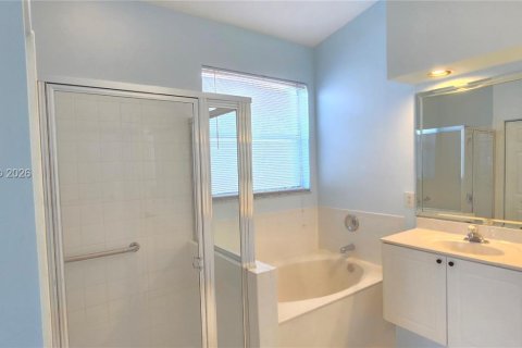 House in Boynton Beach, Florida 3 bedrooms, 151.15 sq.m. № 2038231 - photo 26