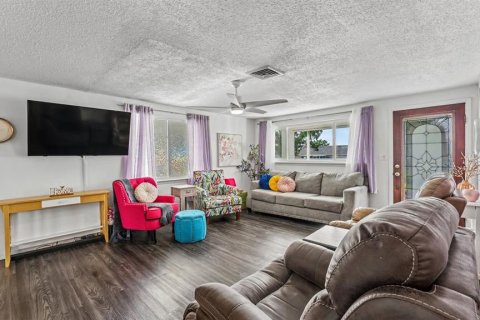 Villa ou maison à vendre à Lakeland, Floride: 3 chambres, 121.79 m2 № 2351940 - photo 28