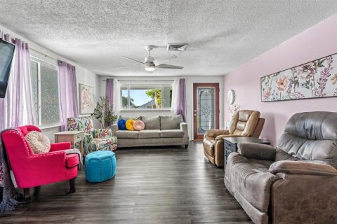 Villa ou maison à vendre à Lakeland, Floride: 3 chambres, 121.79 m2 № 2351940 - photo 10