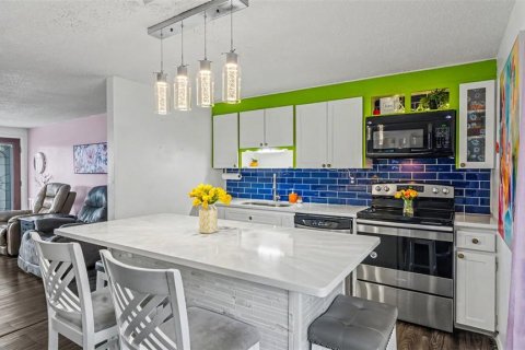 Villa ou maison à vendre à Lakeland, Floride: 3 chambres, 121.79 m2 № 2351940 - photo 19