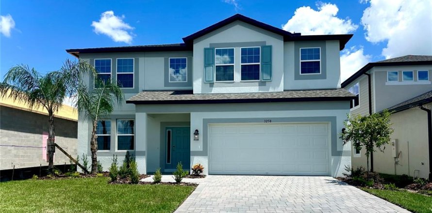 House in Zephyrhills, Florida 5 bedrooms, 328.04 sq.m. № 1909137
