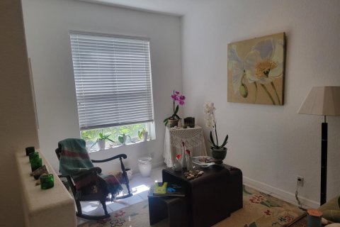 House in Lake Worth, Florida 3 bedrooms, 169.92 sq.m. № 2082064 - photo 6