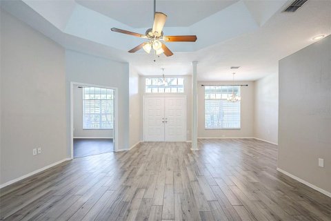 House in Trinity, Florida 4 bedrooms, 199.46 sq.m. № 1855417 - photo 7