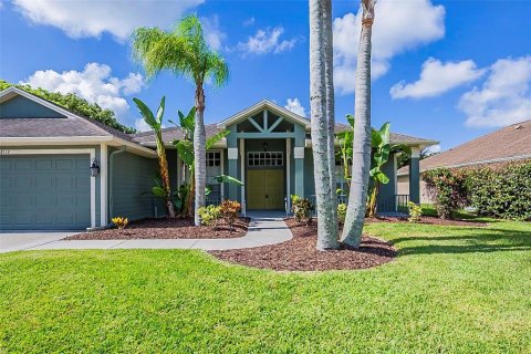 House in Trinity, Florida 4 bedrooms, 199.46 sq.m. № 1855417 - photo 4