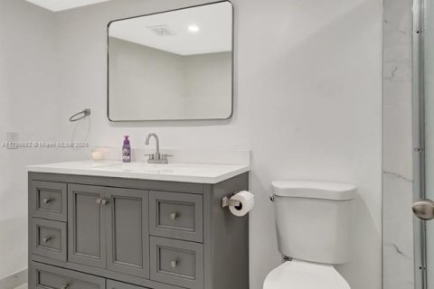 Купить кондоминиум в Майами, Флорида 2 спальни, 166.2м2, № 1981258 - фото 16