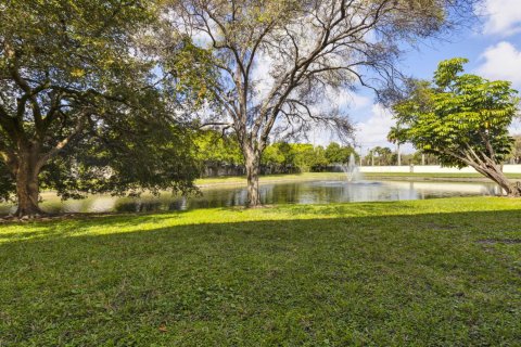 Copropriété à vendre à Coconut Creek, Floride: 2 chambres, 107.4 m2 № 2084841 - photo 23