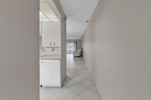 Copropriété à vendre à Coconut Creek, Floride: 2 chambres, 107.4 m2 № 2084841 - photo 4