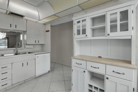 Copropriété à vendre à Coconut Creek, Floride: 2 chambres, 107.4 m2 № 2084841 - photo 6