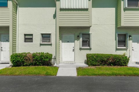 Copropriété à louer à Jensen Beach, Floride: 2 chambres, 117.99 m2 № 2249287 - photo 26