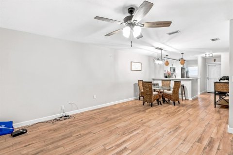 Copropriété à louer à Jensen Beach, Floride: 2 chambres, 117.99 m2 № 2249287 - photo 5