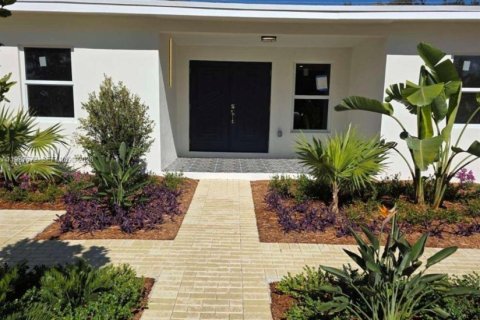 Villa ou maison à Miami, Floride 4 chambres, 183.57 m2 № 2059935
