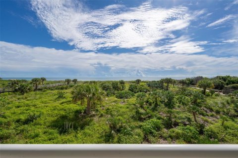Condo in Cocoa Beach, Florida, 2 bedrooms  № 2379571 - photo 2