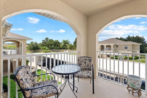 Condo in North Port, Florida, 2 bedrooms  № 2304440 - photo 4