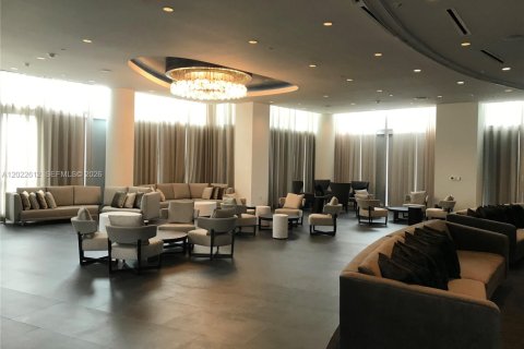 Condo in Miami, Florida  № 2171725 - photo 19