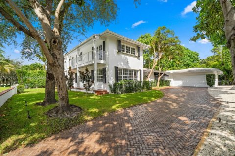 Villa ou maison à vendre à Coral Gables, Floride: 5 chambres, 397.06 m2 № 2417725 - photo 22