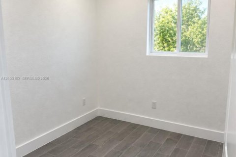 Villa ou maison à louer à Florida City, Floride: 3 chambres, 77.67 m2 № 2402036 - photo 7