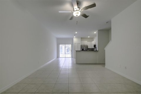 Touwnhouse à louer à New Port Richey, Floride: 3 chambres, 151.8 m2 № 2157895 - photo 7