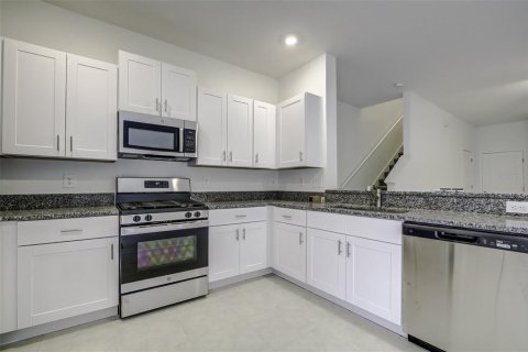 Touwnhouse à louer à New Port Richey, Floride: 3 chambres, 151.8 m2 № 2157895 - photo 15