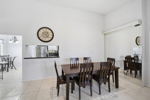Condo in Boynton Beach, Florida, 2 bedrooms  № 2086506 - photo 5