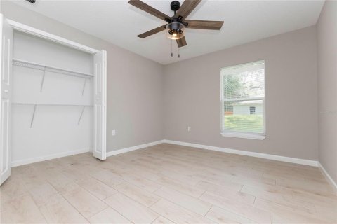 Casa en venta en Lake Panasoffkee, Florida, 3 dormitorios, 103.59 m2 № 1900439 - foto 18