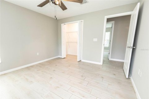 Casa en venta en Lake Panasoffkee, Florida, 3 dormitorios, 103.59 m2 № 1900439 - foto 20
