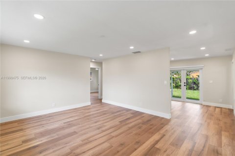 Casa en venta en Hollywood, Florida, 3 dormitorios, 111.3 m2 № 2065262 - foto 7