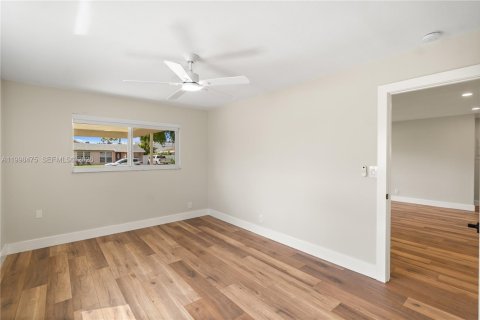 Casa en venta en Hollywood, Florida, 3 dormitorios, 111.3 m2 № 2065262 - foto 17