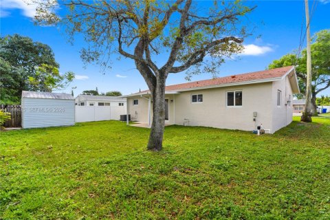 Casa en venta en Hollywood, Florida, 3 dormitorios, 111.3 m2 № 2065262 - foto 23
