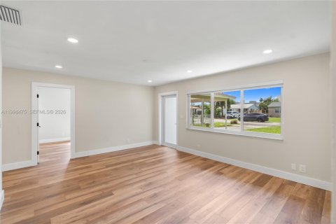 Casa en venta en Hollywood, Florida, 3 dormitorios, 111.3 m2 № 2065262 - foto 10
