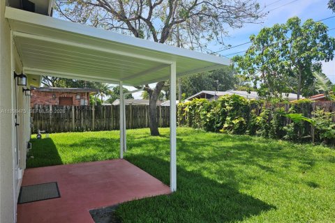Casa en venta en Hollywood, Florida, 3 dormitorios, 111.3 m2 № 2065262 - foto 30