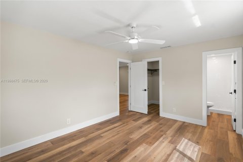 Casa en venta en Hollywood, Florida, 3 dormitorios, 111.3 m2 № 2065262 - foto 21