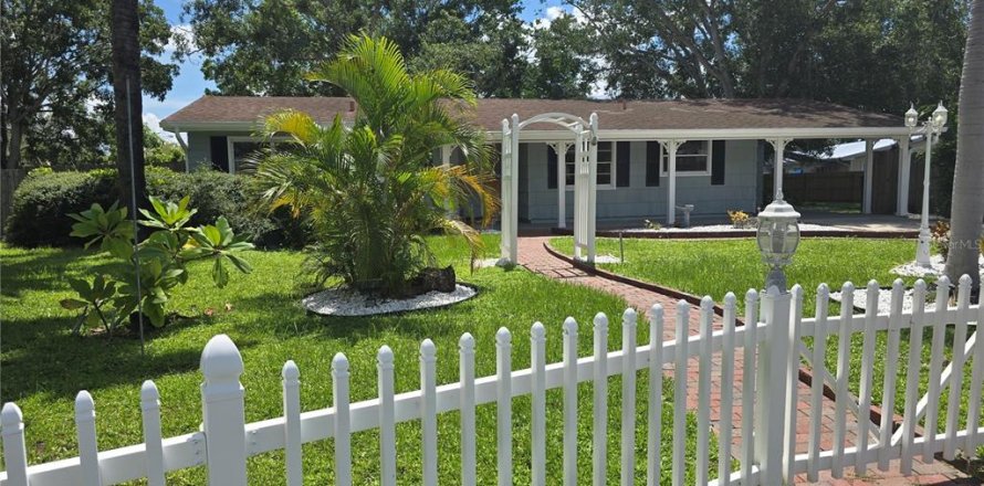 Casa en Sarasota, Florida 3 dormitorios, 122.63 m2 № 1918983