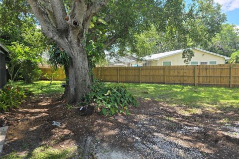 Villa ou maison à louer à Sarasota, Floride: 3 chambres, 122.63 m2 № 1918983 - photo 30