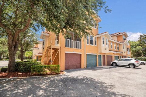 Condo in Orlando, Florida, 2 bedrooms  № 1785556 - photo 2