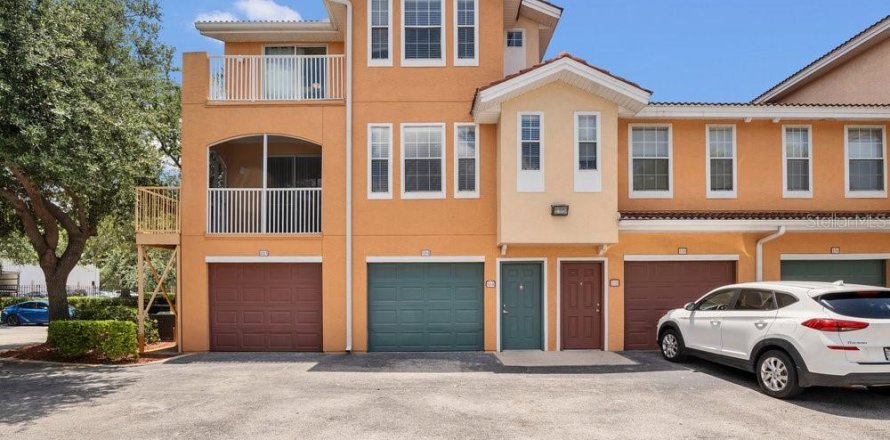 Condo in Orlando, Florida, 2 bedrooms № 1785556