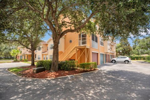 Condo in Orlando, Florida, 2 bedrooms  № 1785556 - photo 4