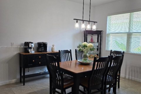 House in Sebastian, Florida 3 bedrooms, 163.51 sq.m. № 1696858 - photo 17