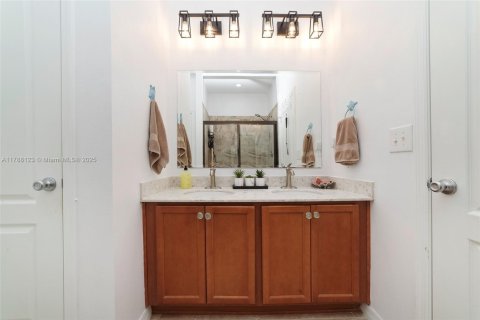 House in Sebastian, Florida 3 bedrooms, 163.51 sq.m. № 1696858 - photo 23