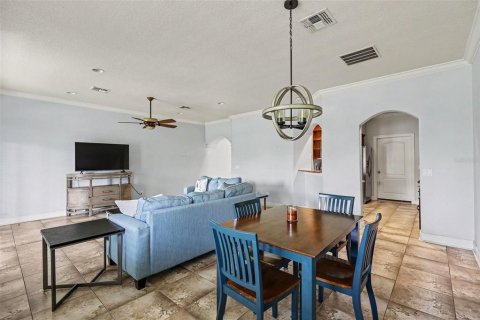 Townhouse in Melbourne, Florida 3 bedrooms, 162.76 sq.m. № 2204728 - photo 6