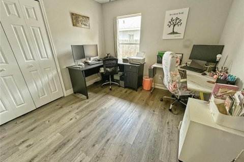 Casa en venta en Orlando, Florida, 3 dormitorios, 94.39 m2 № 1816964 - foto 12
