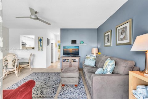 Купить кондоминиум в Помпано-Бич, Флорида 1 спальня, 49.24м2, № 1997294 - фото 5