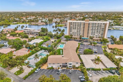 Кондоминиум с 1 спальней в Помпано-Бич, Флорида № 1997294