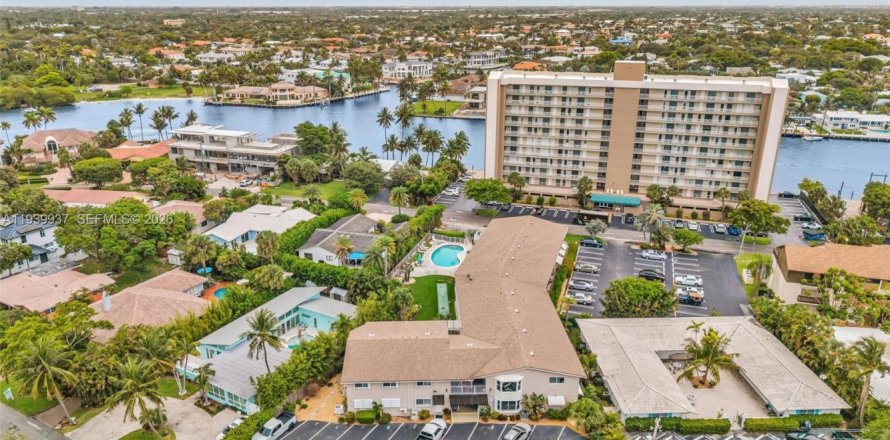 Кондоминиум с 1 спальней в Помпано-Бич, Флорида № 1997294