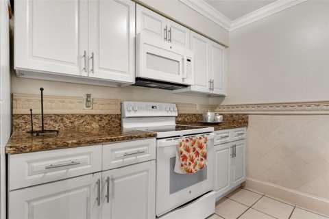 Casa en venta en Lakeland, Florida, 5 dormitorios, 165.55 m2 № 1602230 - foto 9