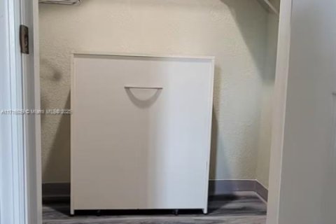 Condo in Tampa, Florida, 1 bedroom  № 1694845 - photo 21