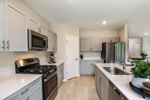 House in Parrish, Florida 5 bedrooms, 229.38 sq.m. № 1580335 - photo 6