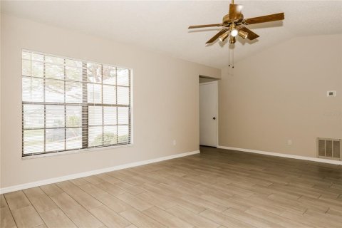 Casa en alquiler en Deltona, Florida, 3 dormitorios, 111.67 m2 № 1899340 - foto 15