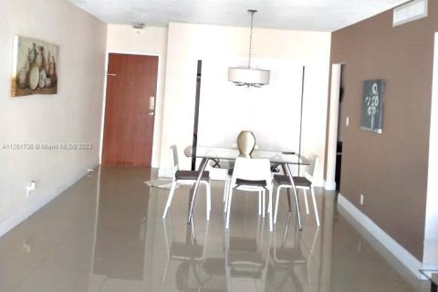 Copropriété à vendre à Hollywood, Floride: 1 chambre, 81.2 m2 № 1864152 - photo 5