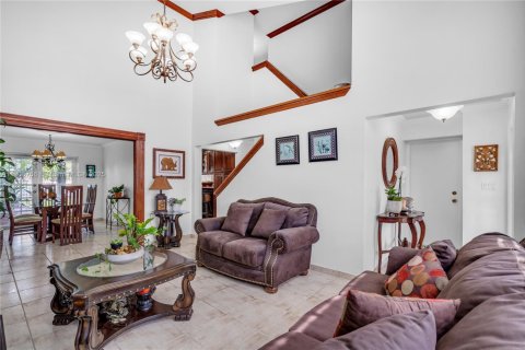 Villa ou maison à vendre à Miami, Floride: 3 chambres, 165.09 m2 № 1750361 - photo 7